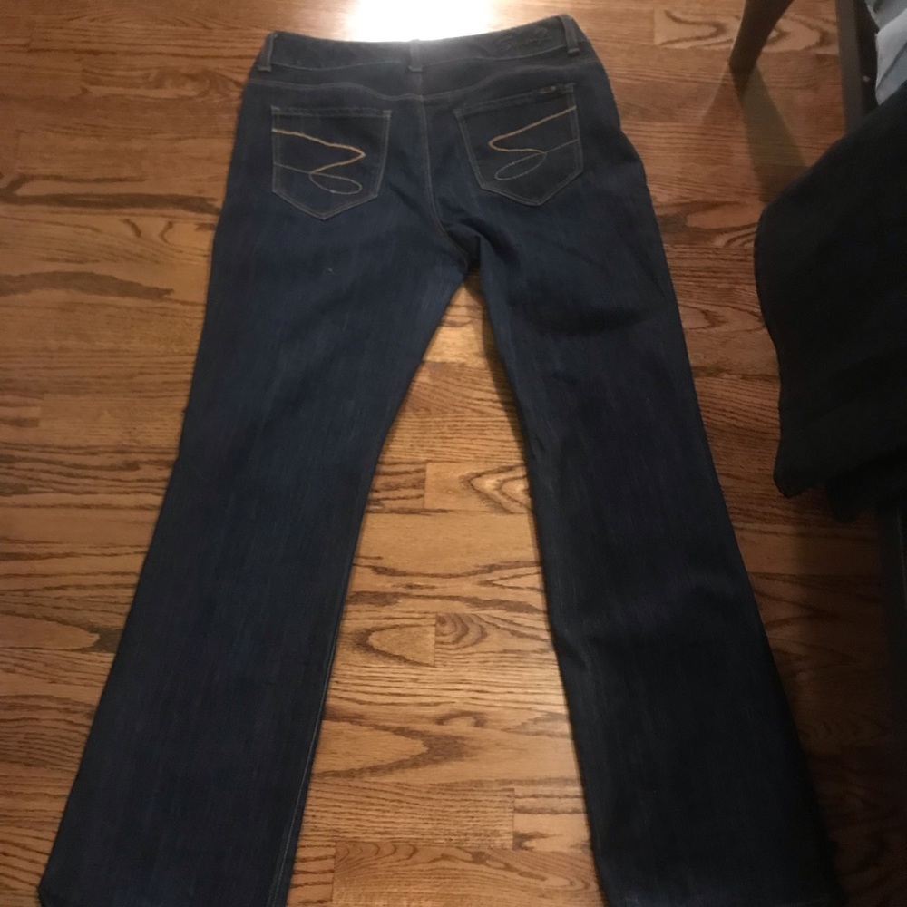 Pre-Loved Boot Cut Seven Brand Jeans; size 8